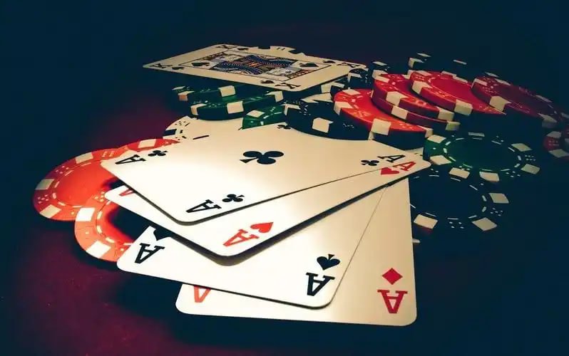 kbz555 ကာစီနို Baccarat Dragon Tiger Sic Bo Live Table Myanmar ကစားသမား